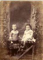 Walter Miller CLARK  droite et sa cousine Elizabeth BONER vers 1887