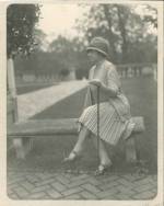 Mme Mahala DOUGLAS ne DUTTON (Mrs Walter Donald)
