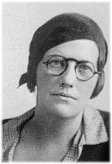 Mme Olive EARNSHAW ne POTTER (Mrs Boulton)